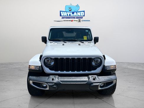 Used 2024 Jeep Gladiator Sport AWD/4WD image 8