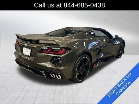 Used 2021 Chevrolet Corvette Stingray Preferred Cpe w/ Z51 Performance Package image 4