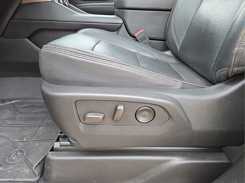 Used 2024 Chevrolet Tahoe High Country w/ Advanced Technology Package image 27