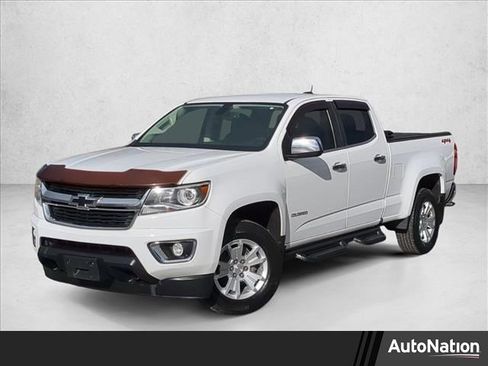 Used 2017 Chevrolet Colorado LT image 1
