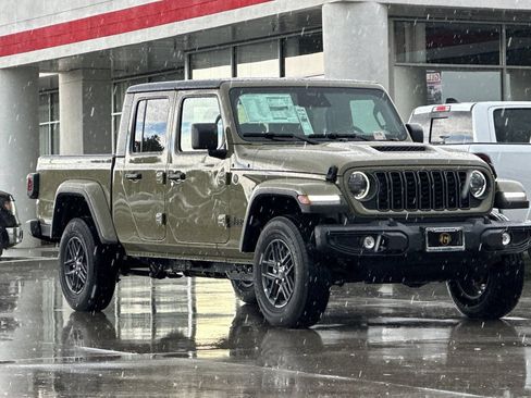 New 2026 Jeep Gladiator Sport AWD/4WD image 9