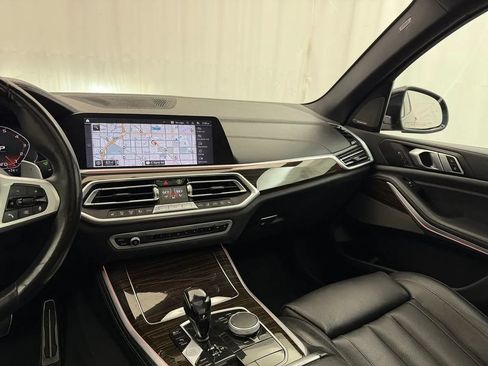 Used 2020 BMW X5 M50i AWD/4WD image 18