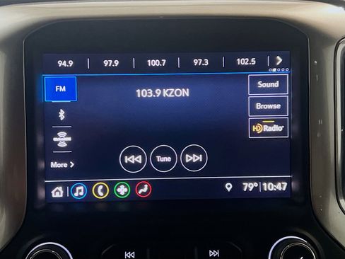 Used 2019 Chevrolet Silverado 1500 LT w/ Texas Edition AWD/4WD image 10
