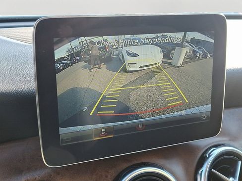 Used 2019 Mercedes-Benz GLA 250 4MATIC image 20