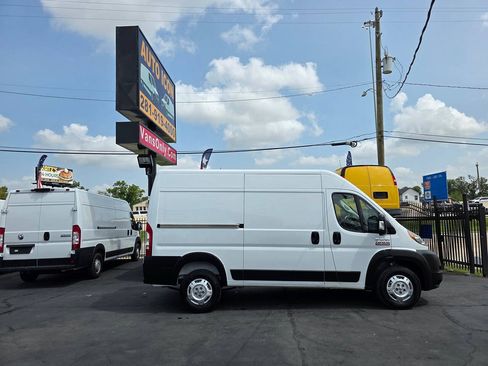 Used 2019 RAM ProMaster 1500 w/ Interior Convenience Group FWD image 3