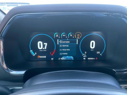 Used 2022 Ford F150 Lariat image 9