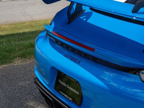 Certified 2025 Porsche 718 Cayman GT4 RS w/ Chrono Package RWD image 16