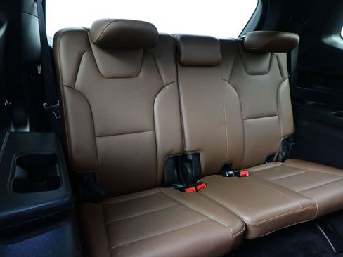 Used 2020 Kia Telluride SX w/ SX Prestige Package image 17