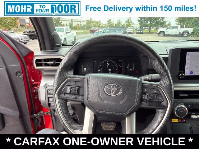 Used 2024 Toyota Tacoma SR5 AWD/4WD image 22