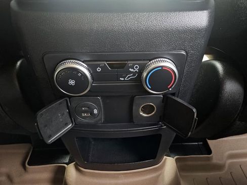 Used 2020 Ford Explorer XLT w/ Equipment Group 202A image 24