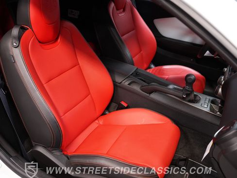Used 2011 Chevrolet Camaro SS w/ RS Package RWD image 38