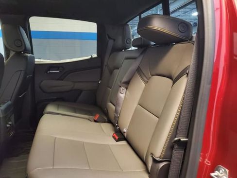 New 2026 Chevrolet Colorado ZR2 w/ Technology Package image 10