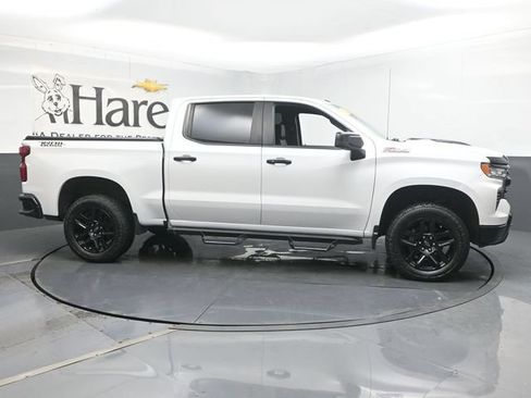 Used 2022 Chevrolet Silverado 1500 LT Trail Boss w/ Convenience Package II AWD/4WD image 49