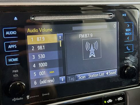 Used 2019 Toyota Corolla SE w/ SE Premium Package image 21