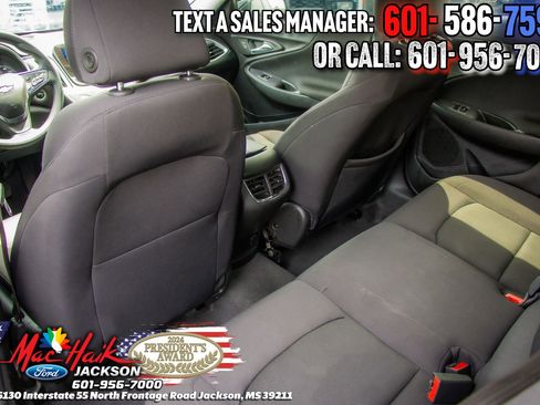 Used 2024 Chevrolet Malibu LT FWD image 8