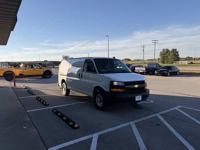 Used 2022 Chevrolet Express 2500 w/ Driver Convenience Package RWD image 3