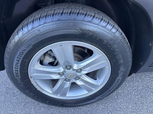 Used 2021 Chevrolet Trax LT AWD/4WD image 32