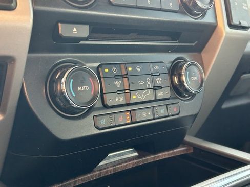 Used 2018 Ford F250 Lariat image 44