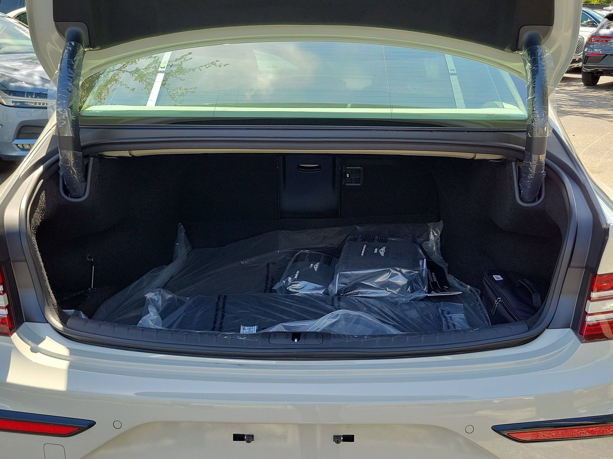 New 2027 Genesis G80 2.5T Sport Prestige AWD/4WD image 4
