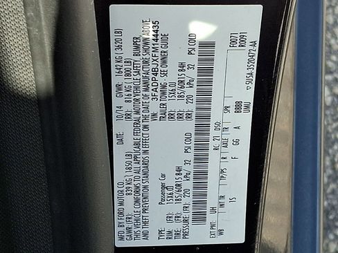 Used 2015 Ford Fiesta SE FWD image 26