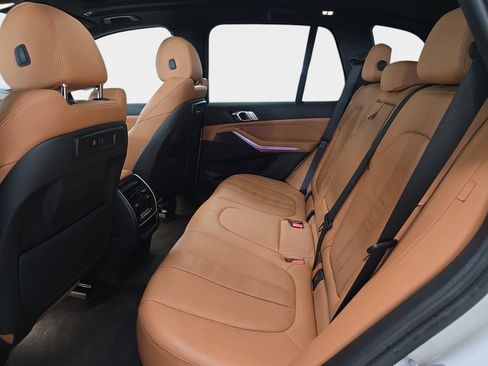 Used 2022 BMW X5 sDrive40i w/ M Sport Package RWD image 14
