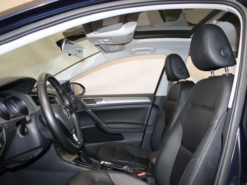 Used 2016 Volkswagen Golf SE FWD image 9