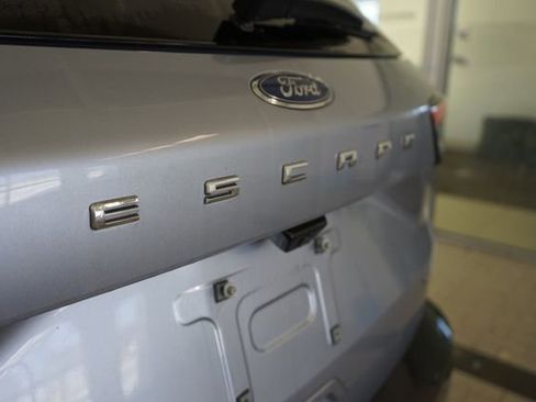 Certified 2022 Ford Escape Titanium image 13