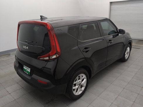 Used 2022 Kia Soul LX w/ Technology Package FWD image 9