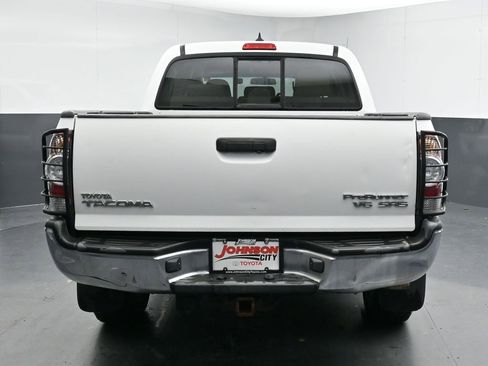 Used 2015 Toyota Tacoma PreRunner w/ SR5 Package image 8