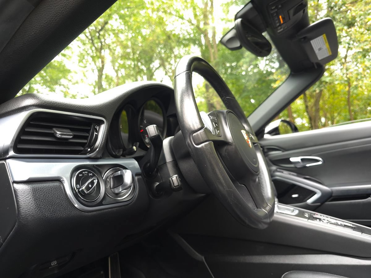 Used 2015 Porsche 911 Carrera RWD image 32