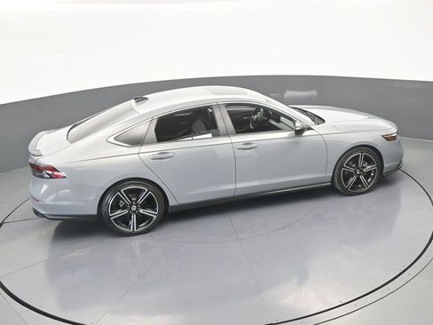 Used 2024 Honda Accord Sport image 57