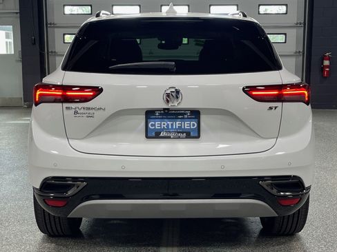 Certified 2022 Buick Envision Essence w/ Technology Package I image 4