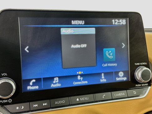 Used 2023 Nissan Sentra SV w/ SV Premium Package FWD image 21