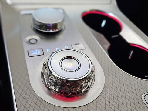 Used 2025 Genesis GV80 2.5T Prestige image 28