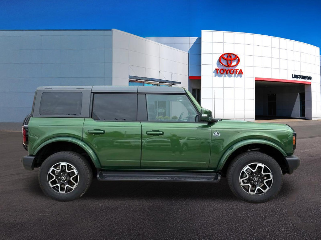 Used 2025 Ford Bronco Outer Banks AWD/4WD image 6
