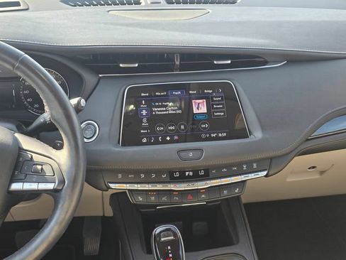 Used 2023 Cadillac XT4 Premium Luxury w/ Enhanced Visibility Package FWD image 17