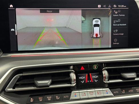 Used 2022 BMW X5 M50i image 36