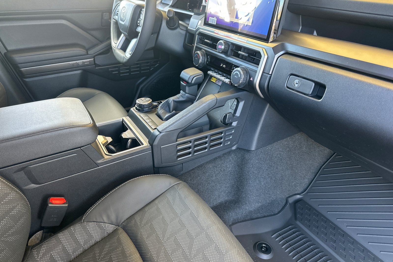 New 2026 Toyota 4Runner TRD Off-Road Premium AWD/4WD image 18