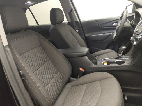 Used 2021 Chevrolet Equinox LT AWD/4WD image 21