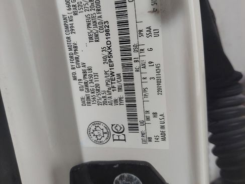Used 2019 Ford F150 Lariat w/ Equipment Group 502A Luxury AWD/4WD image 22