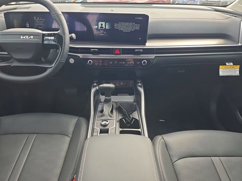 New 2026 Kia Sorento S FWD image 14