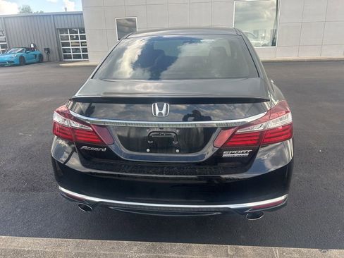 Used 2017 Honda Accord Sport Special Edition image 5