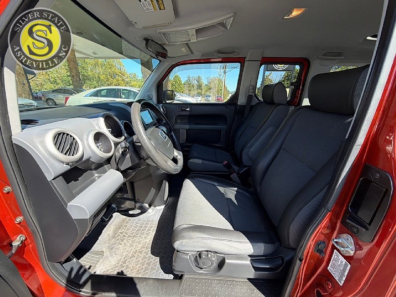Used 2004 Honda Element EX image 11