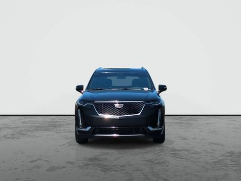 Certified 2023 Cadillac XT6 Premium Luxury FWD image 3