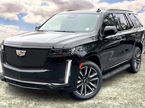 Certified 2023 Cadillac Escalade Sport image 3