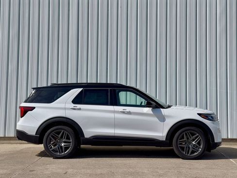 New 2026 Ford Explorer ST w/ Sun And Sound Package AWD/4WD image 7