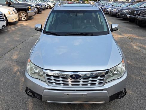 Used 2011 Subaru Forester 2.5X Touring AWD/4WD image 4