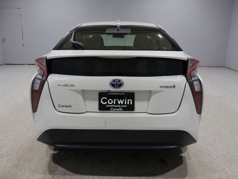Used 2017 Toyota Prius Two image 3