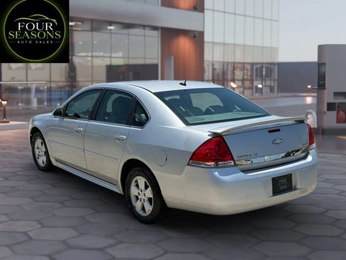Used 2010 Chevrolet Impala LT FWD image 4