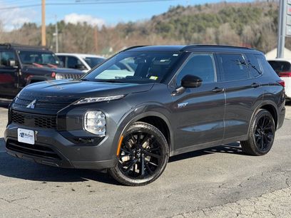Used 2025 Mitsubishi Outlander SEL Black Edition